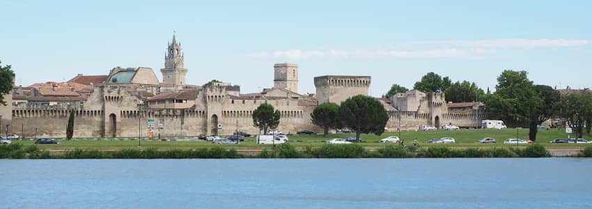 Guide de voyage à Avignon – Meilleures attractions et recommandations